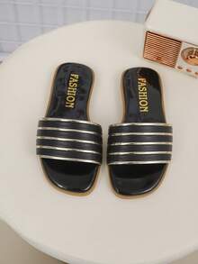 闪亮亮片设计，时尚高端独特，适合派对、旅行和儿童穿着。 - 黑色 - 查看 2