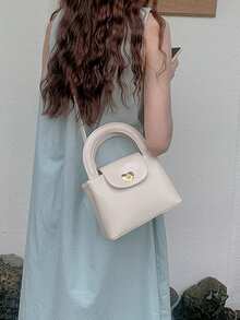 Dedoo Un bolso de mano estilo coreano suave y femenino con un pequeño diseño de candado de amor, una elegante y compacta bolsa de cubo trapezoidal, adecuada para el uso diario, salir, citas, tomar el té por la tarde y una pequeña bolsa cuadrada - Blanco - Ver 4