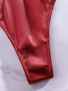 女士酒红色性感镂空拼接钢圈内衣套装，含低腰丁字裤 - 酒紅色 - 查看 6