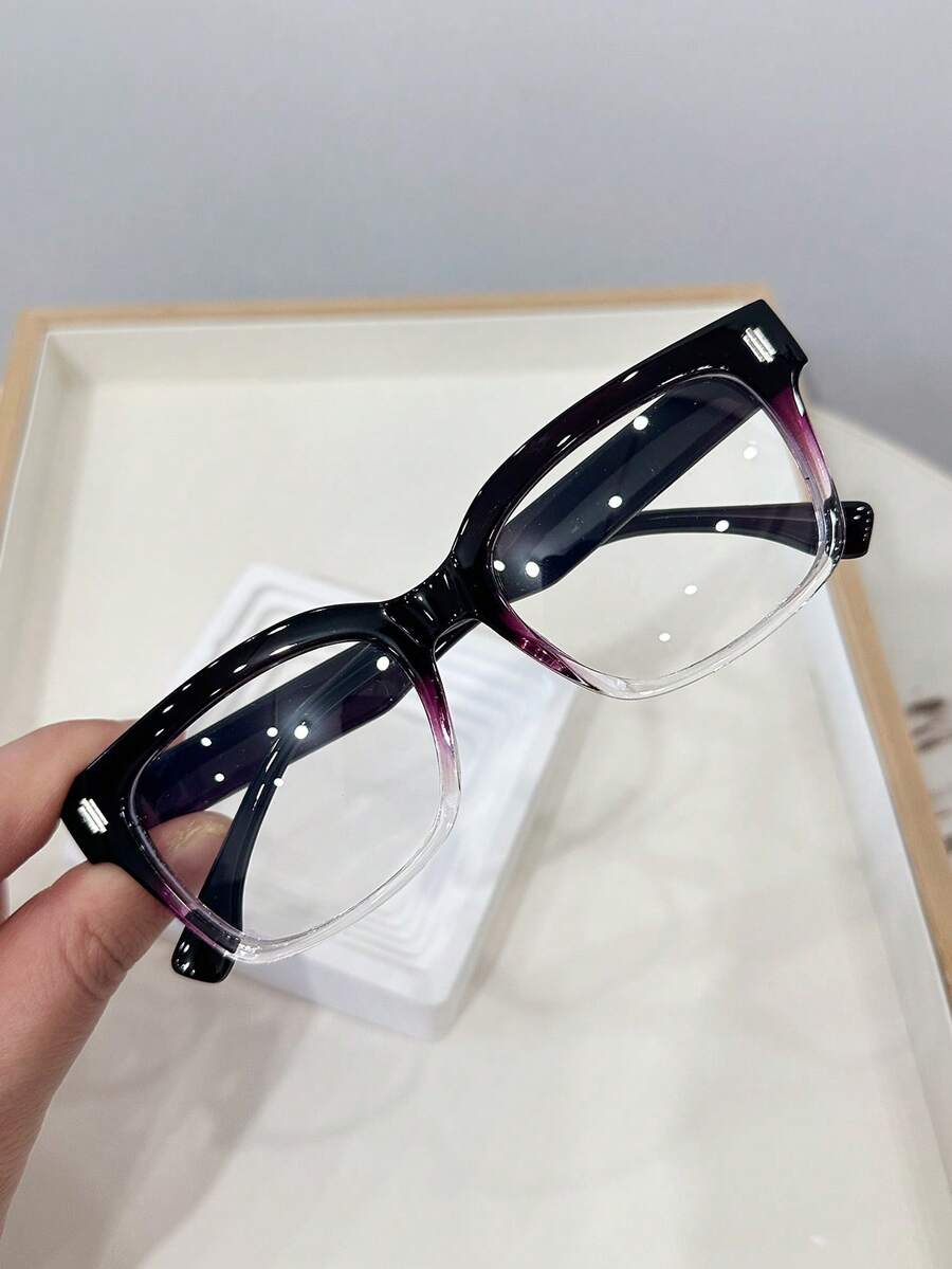1副女士休闲复古方形透明镜片眼镜，适合日常佩戴和街头摄影