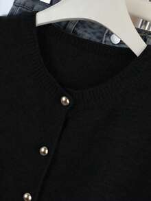 Plus Size Women's Gray Button Cardigan - Casual Fashionable Short Sleeve Cardigan, Stretchy, H-Shaped Silhouette, Suitable For Spring And Summer, Ribbed Detail Design, Button Closure, Breathable Fabric, Cardigan Style, Essential Spring/Summer Item Black - Black - View 3