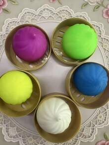 1/2/3个装可捏捏食物减压玩具：彩色迷你面包挤压球，慢回弹抗压神器，逼真面包球，可拉伸感官桌面玩具，缓解焦虑，办公室放松，家居装饰 | 送给家人和朋友的最佳礼物 - 彩色 - 查看 14