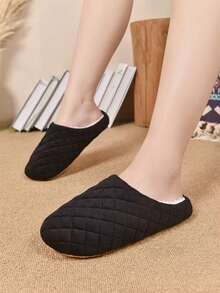 Dép đi trong nhà nữ kẻ sọc caro, kiểu dáng kín mũi, đế mềm mại, quà tặng Ngày của Mẹ. - màu đen - Xem 6