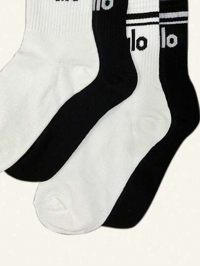 3 Pairs Women's Letter & Striped Mid-Calf Socks, Soft Comfortable Moisture-Wicking Breathable, Casual Versatile Sports Socks, Suitable For Daily Wear Or Outdoor Activities, All Season