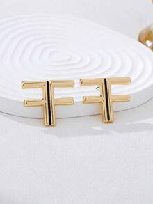 1对简约时尚金色字母耳环（女士款） - 金黃色 - 查看 7