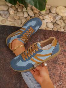 Women's Casual Sneakers, New Versatile Flat Slip-On Shoes, Fashionable Comfortable Lightweight Lace-Up Running Shoes, Breathable Round Toe Trainers - Blue - View 2