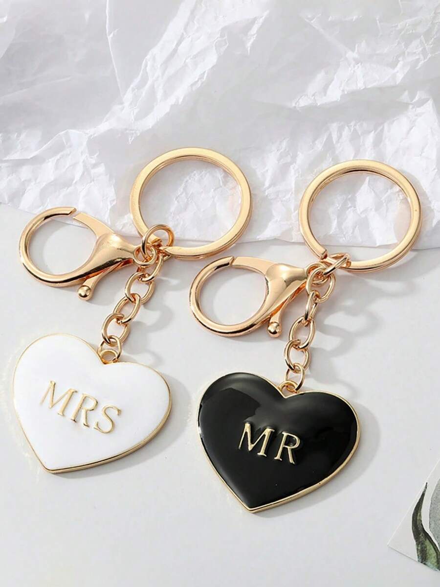 1pc Minimalist Personalized Alloy Black & White Heart Keychain, Couple Couples's Gift, Mr Mrs Heart Bag Charm - Multicolor - View 1