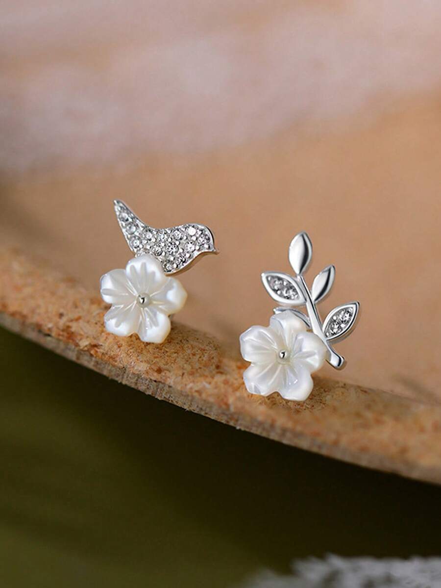 1 Pair Of Flower-Shaped Bird Earrings, Niche, Light Luxury, High-End, Personalized, Versatile, Women's Earrings - Silver - View 1