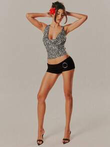 Women Fold Over Waist Ruched Micro Shorts O-Ring Low Rise Booty Shorts Solid Color Casual Skinny Going Out Mini Bottoms Hot Pants Going Out Outfits Rave Costumes Y2k Streetwear Party Clubwear Beachwear - màu đen - Xem 7