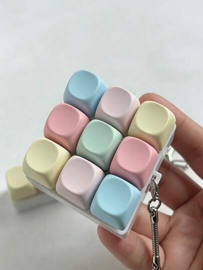 1pc Finger Pressure Relief Keychain Toy, Sensory Toy For Stress Relief, Fidget Toy For Anxiety, Suitable For Office, Travel And Concentration Scenarios, Can Be Hung On Keychain For Easy Carrying