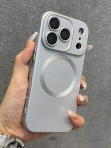 1pc Hadaasi Silver Magnetic Spray Oil Metal Paint Matte Finish Fingerprint-Resistant Wireless Charging Metal Phone Case, Suitable Compatible With Apple 17Pro/17ProMax/Air/17/17E/16Pro/16ProMax/16Plus/16/16E/SE4/15Pro/15ProMax/15Plus/15/14Pro/14ProMax/14Plus/14/13Pro/13ProMax/13/12Pro/12ProMax/12/11ProMax/11/11Pro - Silver - View 2