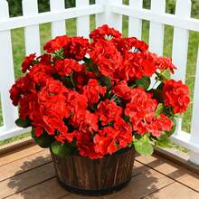 2pcs Artificial Geranium Flowers For Outdoor Decor. These Silk-Like Geranium Blooms Are UV-Resistant And Lifelike In Appearance. They Are Suitable For Outdoor Planters, Front Gardens, Patios, Balconies, Yards, And Porches. They Are Suitable For Year-Round Home And Garden Decoration. (Red) - Red - View 6