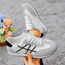 2026 Nuevos tenis de mujer para otoño, versátiles y populares con suela blanda, transpirables y de estilo casual chunky - blanco negro - Ver 5