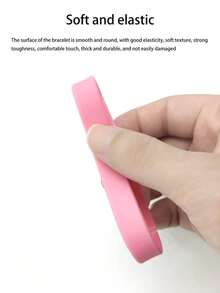 Set de 5 pulseras de silicona de unicolor, brazalete deportivo, adecuado para atletas, hombres, mujeres, estudiantes, regalo para fiesta de graduación - Multicolor - Ver 5