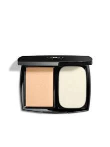 CHANEL Long-Lasting Powder Foundation B10: Soft-Focus Coverage, Waterproof And Sweatproof, Long-Lasting Makeup, Portable Touch-Ups. - B10 - View 4