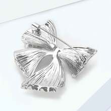 Exquisite Unique Luxurious Fashion New Butterfly Brooch Scarf Set, Jacket Dress Headscarf Accessories Zirconia Gold-Plated, Suitable For Daily, Vacation, Music Festival, Party, Mother's Day, Anniversary Gift - Silver - View 5