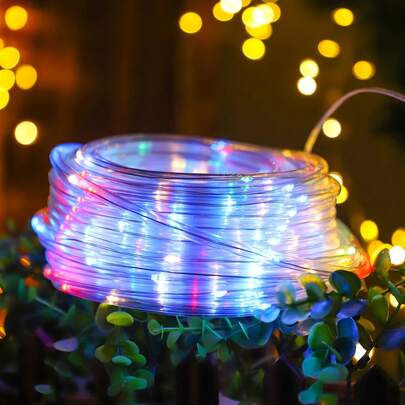 Đèn LED ống năng lượng mặt trời bằng PVC bền chắc, dây đèn dẻo trong suốt, chống nước IPX4, 8 chế độ chiếu sáng, cảm biến ánh sáng tự động, thích hợp trang trí sân vườn, hiên nhà, hồ bơi, cây cối ngoài trời.