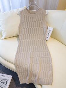 休闲圆领菱形镂空无袖女士沙滩针织连衣裙 - 卡其色 - 查看 1