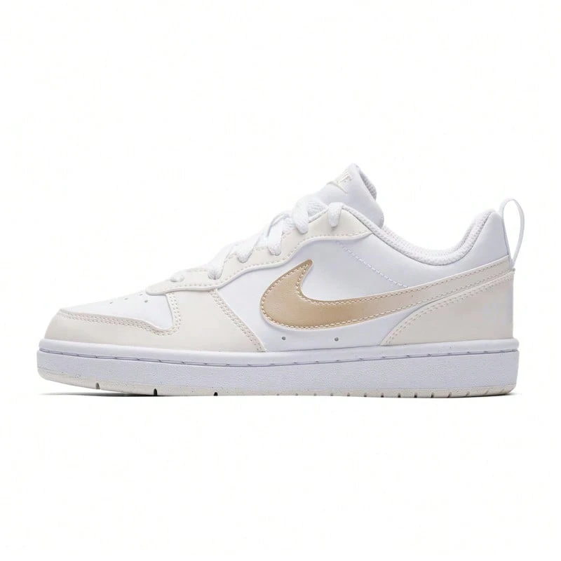 Nike COURT BOROUGH LOW BBALL (GS) 女童篮球鞋，休闲运动鞋，IR5462-100 - 白 - 查看 1