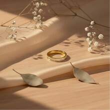 1 件不锈钢星形水晶镶嵌时尚不褪色戒指，优雅情侣戒指适合所有季节 - 單圈金色 - 查看 10