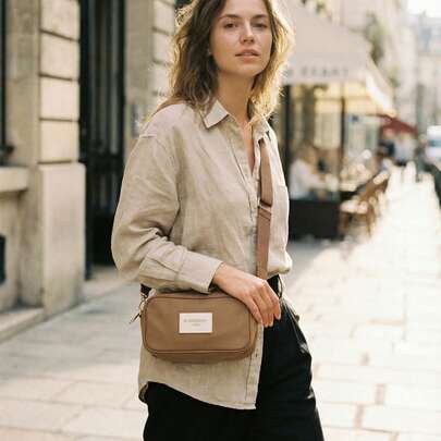 Burberry 1 pieza Bolso bandolera pequeño de cuero marrón ajustable - Estilo minimalista británico, con detalle de etiqueta con logotipo, forma de bolso para cámara compacta, multifuncional para ir al trabajo, ir y venir y salidas de fin de semana