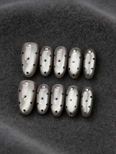 10 móng tay giả thủ công phong cách Gothic Punk Rock mắt mèo, màu đen bạc, chấm bi và đính đá, móng tay ngắn hình bầu dục, móng tay acrylic giả cho lễ hội âm nhạc và sử dụng hàng ngày, kèm keo dán và dũa móng, dụng cụ làm móng DIY.