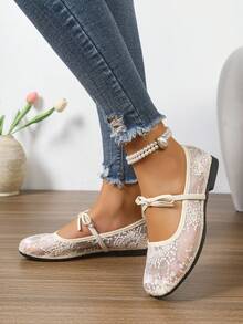 Women's Lace Mesh Flat Shoes, French Style Breathable Versatile Fashion Hollow-Out Soft Bottom Embroidered Flat Roman Sandals - White - View 3