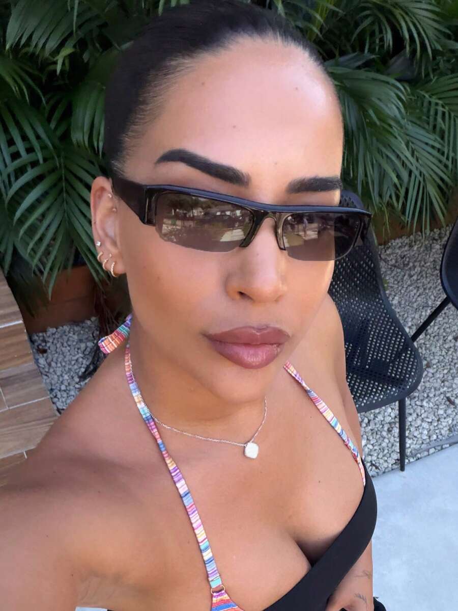 一副小巧的半框时尚眼镜，专属海滩旅行配件，户外街头风眼镜，复古日常百搭眼镜 - 黑色 - 查看 1