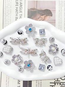 20个蜻蜓、蜜蜂、花朵、爱心可拆卸DIY多功能鞋饰，适用于女鞋、带孔拖鞋、凉鞋、包包，非常适合作为生日、节日派对礼物和日常穿搭装饰。 - 銀色20件 - 查看 2
