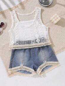 Conjunto de 3 piezas para niñas: Camiseta de tirantes de unicolor de verano + Cárdigan de encaje de moda + Pantalones cortos vaqueros con volantes para uso al aire libre - Blanco - Ver 4