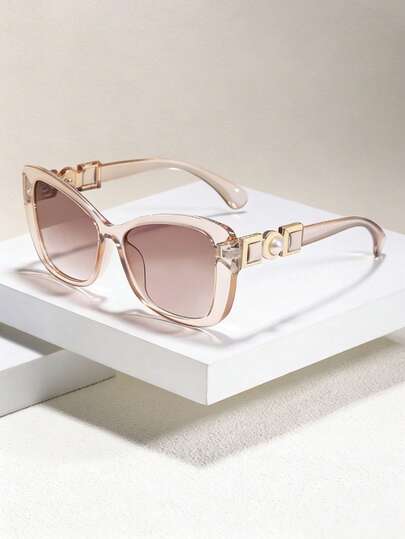 Gafas de moda de color champán para vacaciones y ocio