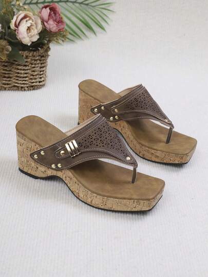 2026 New Women's Platform Wedge Thong Sandals, Comfortable & Lightweight, Hollow-Out Design, Suitable For Daily Casual Wear, Elegant Ladies Shoes