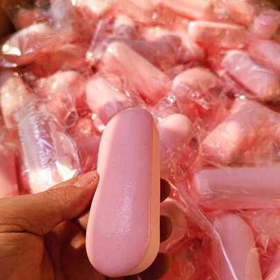 逼真麻糬慢回弹黏性减压捏捏乐玩具，互动、友情、亲情的理想之选，热销爆款，送给男友/女友、生日、派对的完美礼物