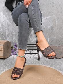 Sandal đế bằng một mảnh kiểu retro mới năm 2026 dành cho nữ, dây xích kim loại họa tiết hoa, chống trơn trượt, chống mài mòn, dép lê mùa hè sang trọng, chất liệu có họa tiết, thoải mái, thoáng khí, đa năng cho đi làm, hẹn hò, mặc hàng ngày, đi biển. - màu nâu - Xem 17