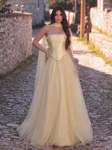 Faeriesty Elegante vestido de noche con hombros descubiertos, con corpiño estructurado y vestido de gasa fluido - Diseño lujoso y clásico adecuado para sesión de fotos de boda, boda de lujo, aniversario romántico, cena formal y eventos de gran gala de primavera - Dorado - Ver 4