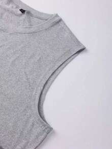 Bộ đồ nam mùa hè cổ tròn, kiểu dáng thường ngày gồm áo tank top và quần short. - Màu Xám nhạt - Xem 8