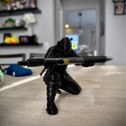 1个，隐形手里剑3D打印几何切割设计笔筒，现代简约桌面文具收纳架，创意桌面装饰，多功能笔刀尺收纳架，设计师书房展示架