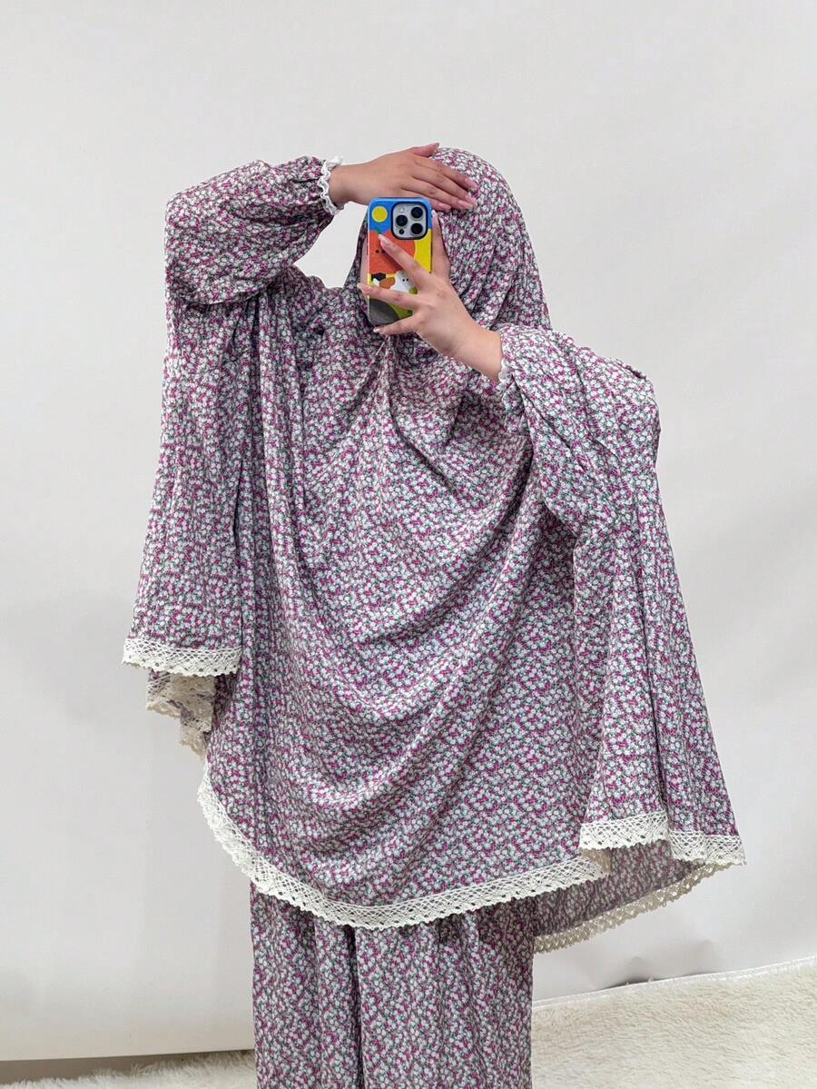 1 pieza Blusa holgada con estampado floral de margaritas para musulmanas de talla grande, con contraste de encaje en mangas y dobladillo, ideal para playa y vacaciones - Multicolor - Ver 1