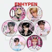 EN/HYPEN徽章，Sunghoon，JUNGWON，JAKE，NI-KI卡通卡片框贴纸，可爱包包挂饰，偶像照片卡夹吊坠，铅笔盒装饰，闺蜜胸针，粉丝收藏礼物，节日/生日礼物 - 彩色 - 查看 1