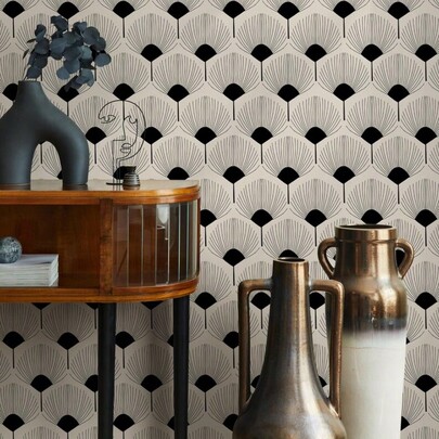 Decorative Art Style Black Scallop Shell Wallpaper - Cream - Peel And Stick