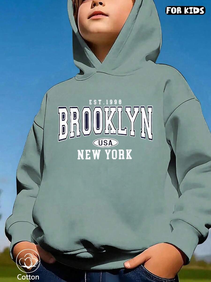 Felpa con grafica BROOKLYN NEW YORK, rivestita in pile, vestibilità morbida, manica lunga in cotone per ragazzo pre-adolescente, stile casual/universitario, adatta per raduni familiari, vacanze di primavera, celebrazioni, design giocoso, primavera, estate, San Valentino, carnevale, feste, spiaggia, matrimoni, palestra - Matcha verde - Visualizzare 1