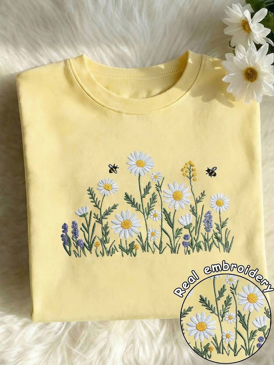 Sunflower Embroidery Design, Vibrant Floral Print Spring And Summer, Women's Casual Round Neck Short Sleeve T-Shirt - Light Yellow - View 1