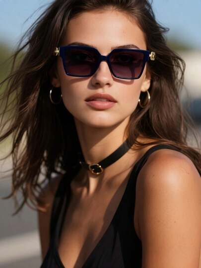 1pc Women's Fashion Fashion Glasses New Design, Metal Frame Chain Decor, Versatile High-Quality Facial Flattering Daily Wear, Driving, UV Protection