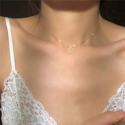 1件优雅14K镀金316不锈钢迷你人造水晶吊坠项链，镶嵌水钻，百搭时尚首饰，适合送礼和日常佩戴