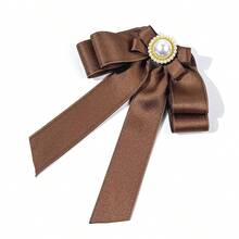 1件女士简约时尚优雅纯色双层蝴蝶结仿珍珠配饰领结，适合搭配衬衫，出席重要场合、晚宴、派对等各种场合，也是送给闺蜜、毕业典礼、迪斯科舞会的理想礼物。 - 彩色 - 查看 5