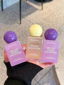 2/1 Flacon de 100 ml Vaporisateur de parfum, mélange d'arômes floraux et fruités envoûtants. Parfum aromatique longue durée, convient pour une utilisation intérieure et extérieure comme les rendez-vous, les fêtes, les vacances, la maison et le bureau. Un choix idéal pour un anniversaire, Noël ou un cadeau à la famille et aux amis. - Parfum Haute Couture - Voir 5