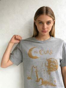 [Lunar Apex]Cure Tee, 90s Alt Rock, Unisex Shirt, Music Gifts, Lover Gifts, Cure Fan Gifts, Band Tee, Cure Graphic Tee100 Comfortable Cotton-Shirt - 灰色 - 查看 10