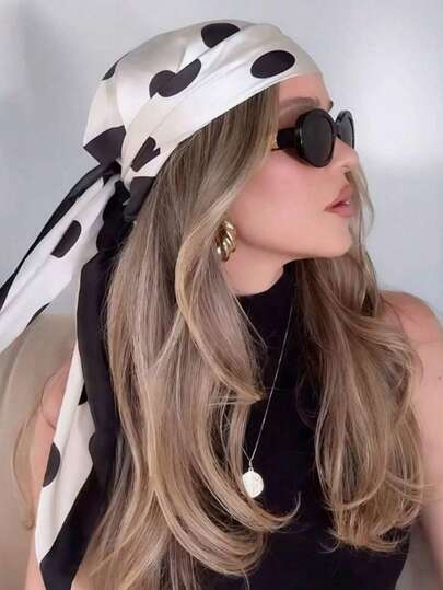 1pc Minimalist Printed Satin Scarf, Size 50cm*50cm, A Fashionable New Year Accessory For Women. Can Be Used As A Belt, Bag Decoration, Headband Or Regular Scarf, An Ideal Choice To Enhance The Overall Look.