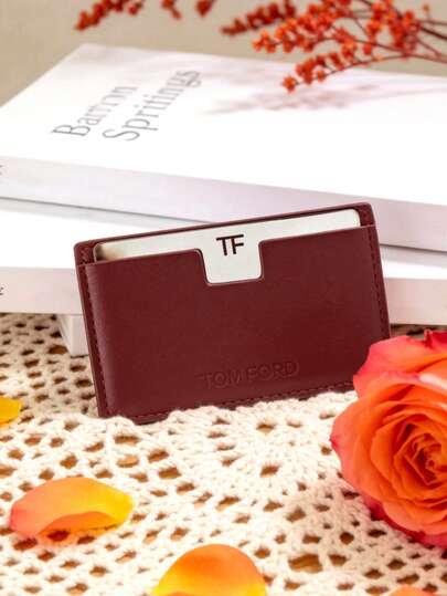 Tom Ford Gương đựng thẻ màu đỏ tía. Gương hai mặt cầm tay. Gương trang điểm bằng da tinh tế và thời trang. Gương trang điểm dặm lại cầm tay. Thích hợp sử dụng hàng ngày, là món quà tuyệt vời dành cho bạn gái.
