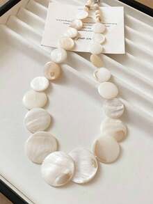 1pc Hawaii Style Natural Shell Necklace, Bohemian Round Beaded Choker Necklace, Versatile Natural Shell Necklace For Women, Suitable For Beach Vacation, Travel, Daily Decoration, Outfit Matching, Dating, Party, Holiday Gift - White - View 3